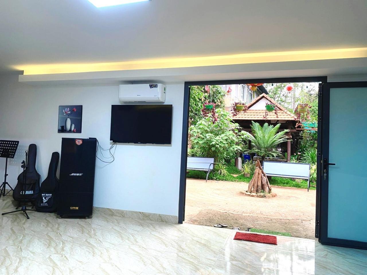 La Giang Garden Hotel บวนมาถวต ภายนอก รูปภาพ